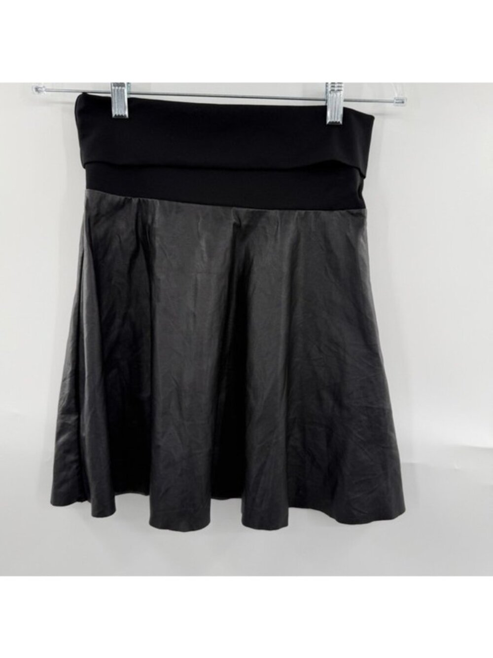 Wilfred Free Black Faux Leather Flared Mini Skirt Size M Stretch Waist A-Line
